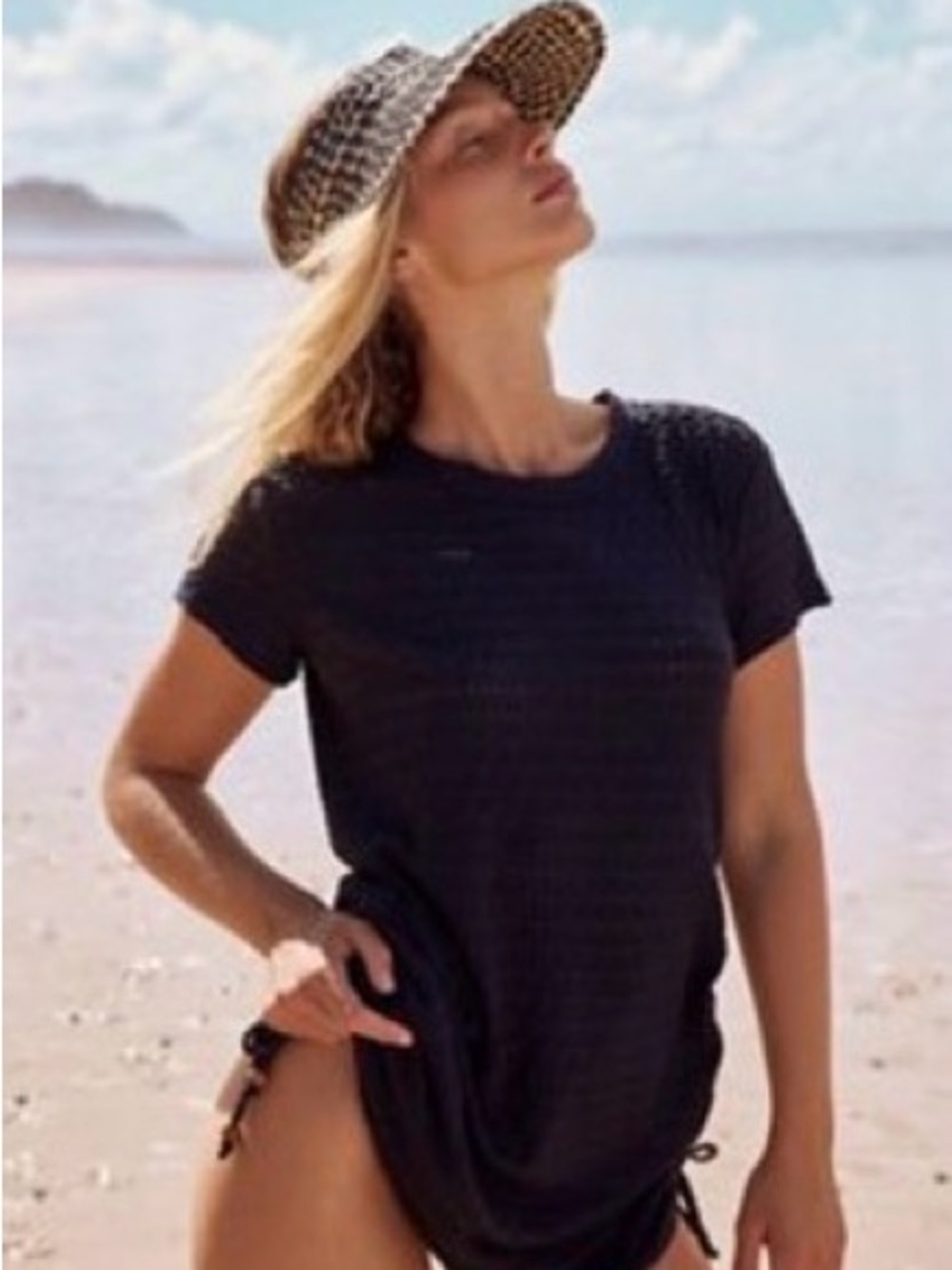 Free People Island Hopper Speckled
Straw Visor - Black and Natural